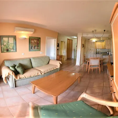 Apartment Benal Beach Holidays *