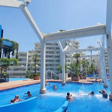 Benal Beach Holidays Apartment *