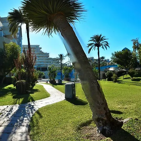 Benal Beach Holidays Apartment *